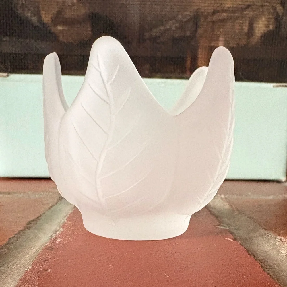 PartyLite Lotus Blossom Tealight Votive Holder Trio New In Box - Picture 2 of 11